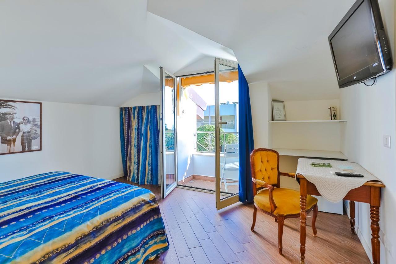 Casa Di Rossana Bed&Breakfast ซานเรโม ภายนอก รูปภาพ