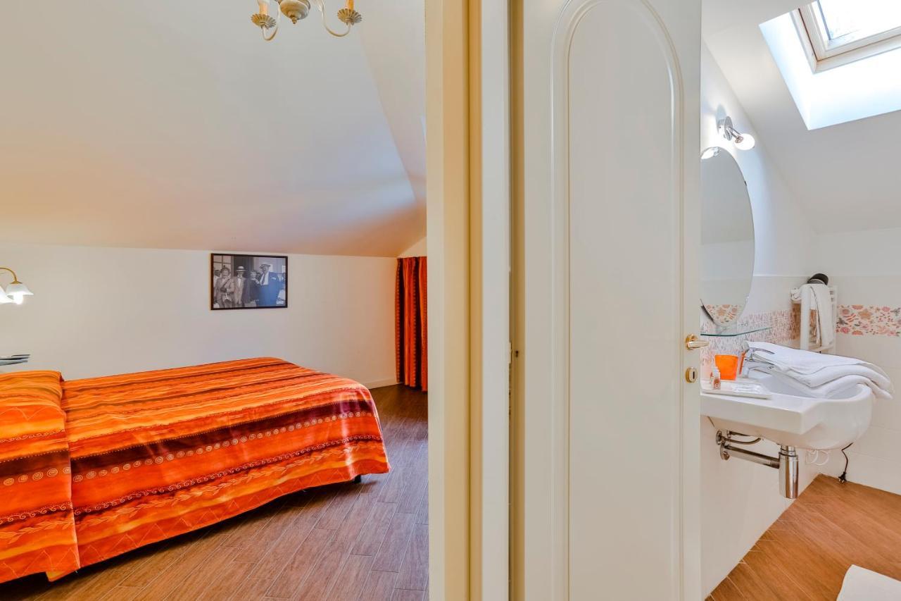 Casa Di Rossana Bed&Breakfast ซานเรโม ภายนอก รูปภาพ